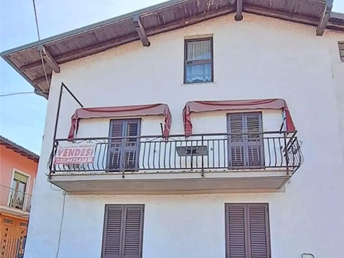 Appartamento trilocale in vendita in Via Tengattini, Paratico