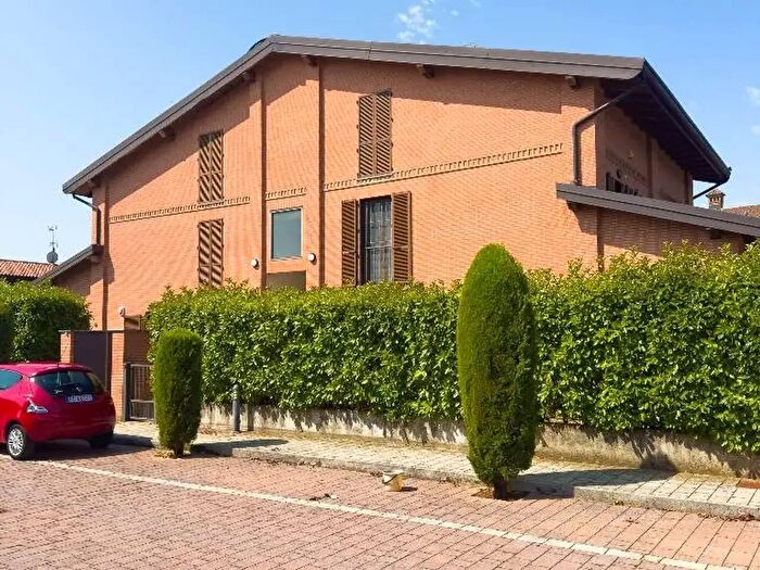 Appartamento trilocale in vendita in Borgarello