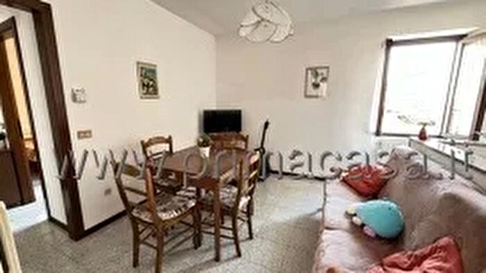 Appartamento trilocale in vendita in Via Rosa, Toscolano Maderno