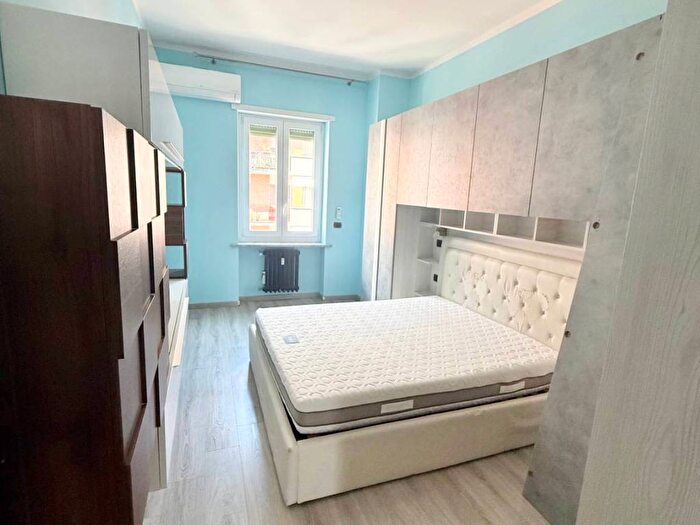 Appartamento trilocale in affitto in Via Luigi Salvatore Cherubini, Barriera di Milano, Torino