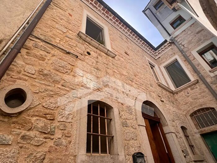 Casa con 6 locali in vendita in Via Fossi, Mirabello Sannitico