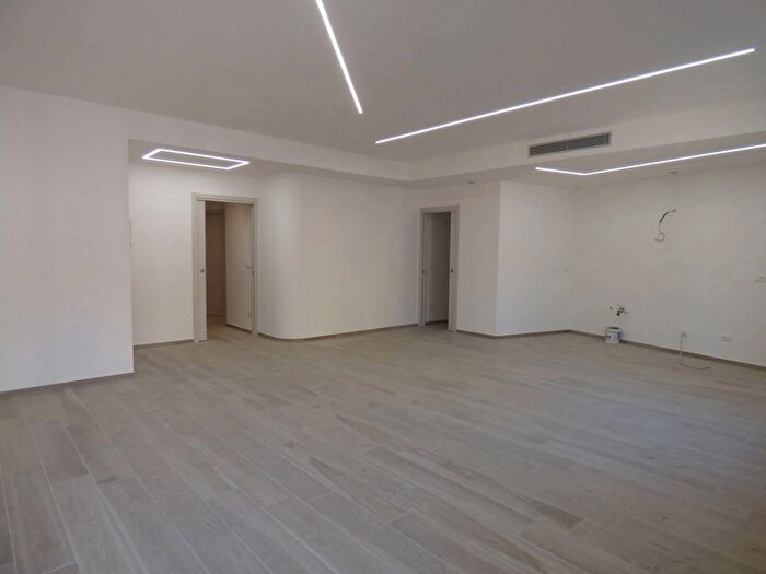 Appartamento quadrilocale in vendita in Via Milite Ignoto, Alassio