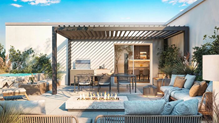 Appartamento con 6 locali in vendita in Via Riviera del Brenta Fiesso dArtico, Fiesso DArtico