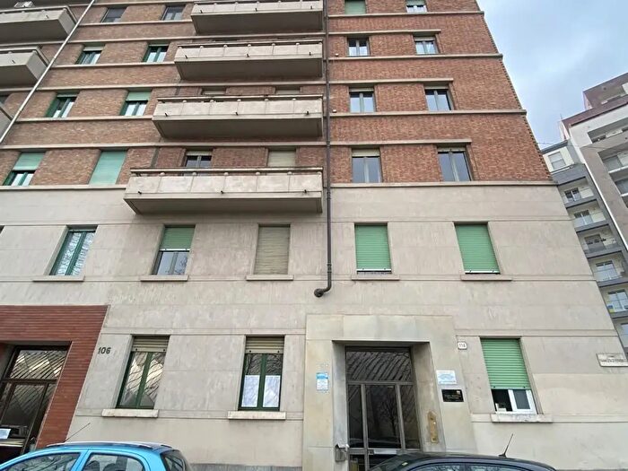 Appartamento trilocale in affitto in Corso Ferrucci, Torino