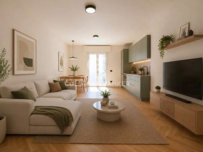 Appartamento con 5 locali in vendita in Viale Tripoli, Riccione