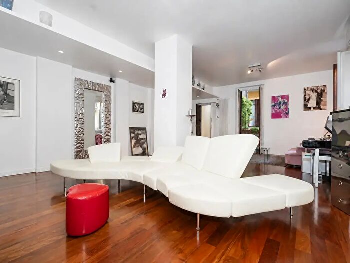 Appartamento con 5 locali in vendita in Via Savona, Milano