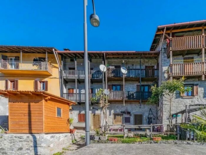 Appartamento bilocale in vendita in Via Bosco Fuori, San Giovanni Bianco