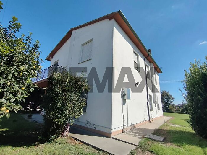 Casa con 7 locali in vendita in II Giugno, Riva del Po