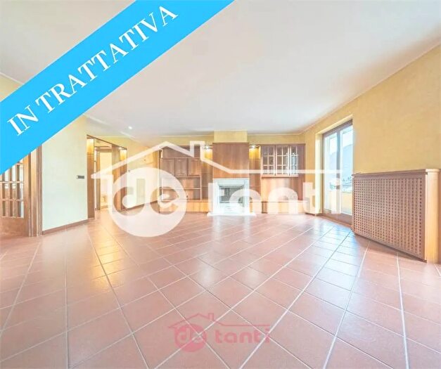 Appartamento con 6 locali in vendita in Via Belenasco Cercino So, Cercino