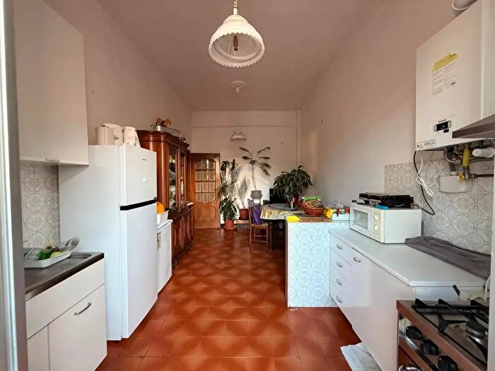 Appartamento quadrilocale in vendita in Via Nicolò Daste, Genova