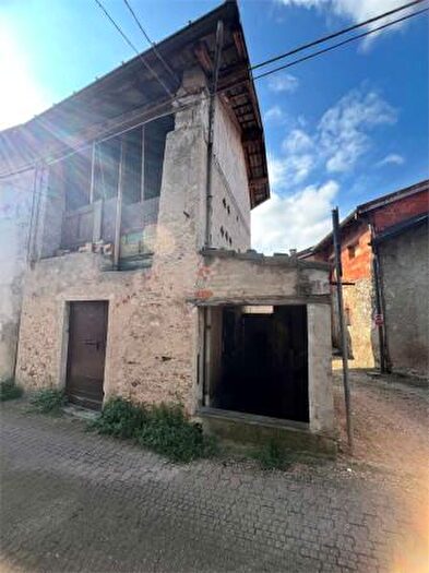 Casa bilocale in vendita in Monvalle