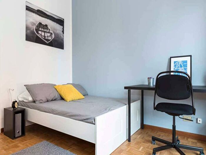 Appartamento con 6 locali in affitto in Via dei Mandorli Cesano Boscone, Centro, Cesano Boscone