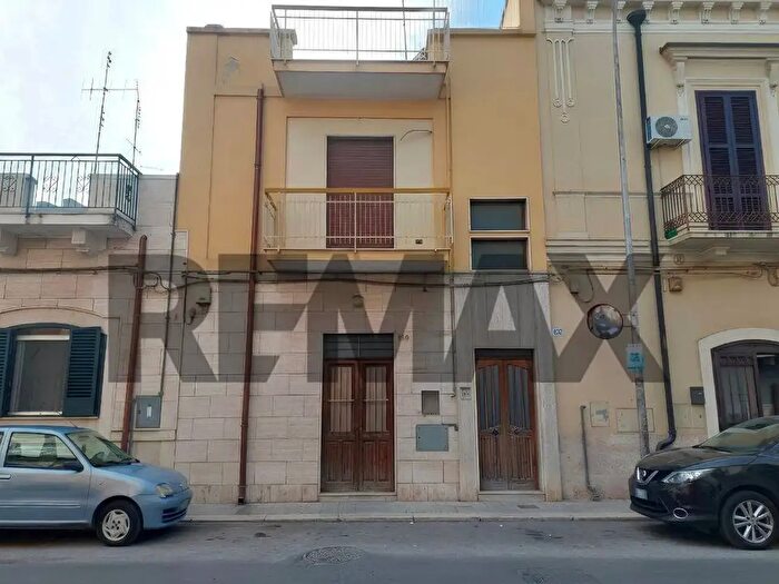 Casa quadrilocale in vendita in Corso Umberto I, Bari