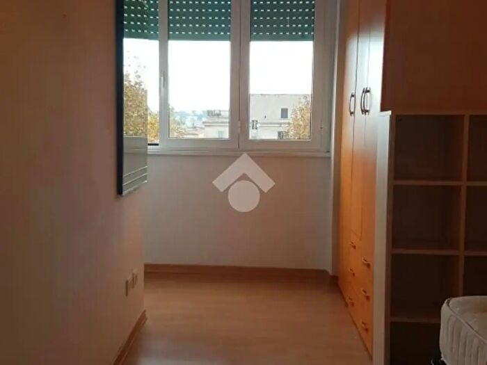 Appartamento trilocale in affitto in Via Gaspare Gozzi, Roma