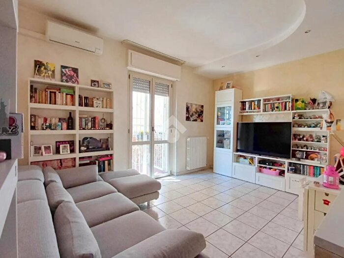 Appartamento trilocale in vendita in Via Giuseppe Mazzini, Paderno DAdda