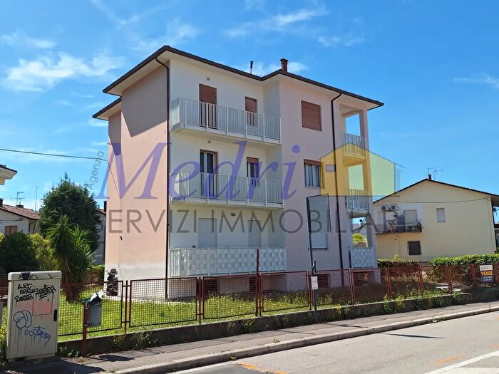 Appartamento con 5 locali in vendita in Via Savio, Cesena