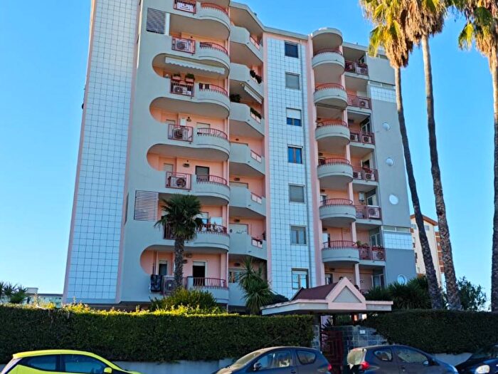 Appartamento trilocale in affitto in Via Bulgaria, Quartu, Quartu SantElena