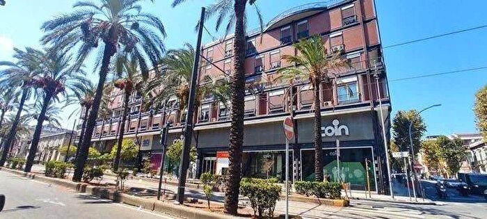 Appartamento trilocale in vendita in Viale San Martino Messina, Messina