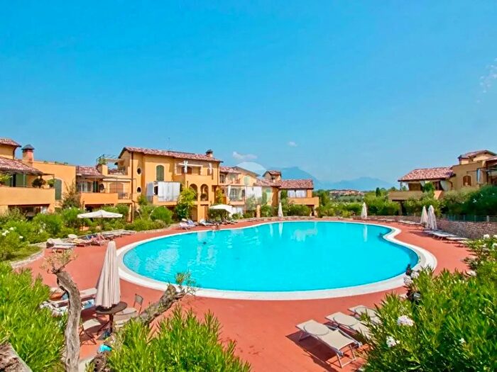 Appartamento trilocale in affitto in Via del Torchio, Manerba Del Garda