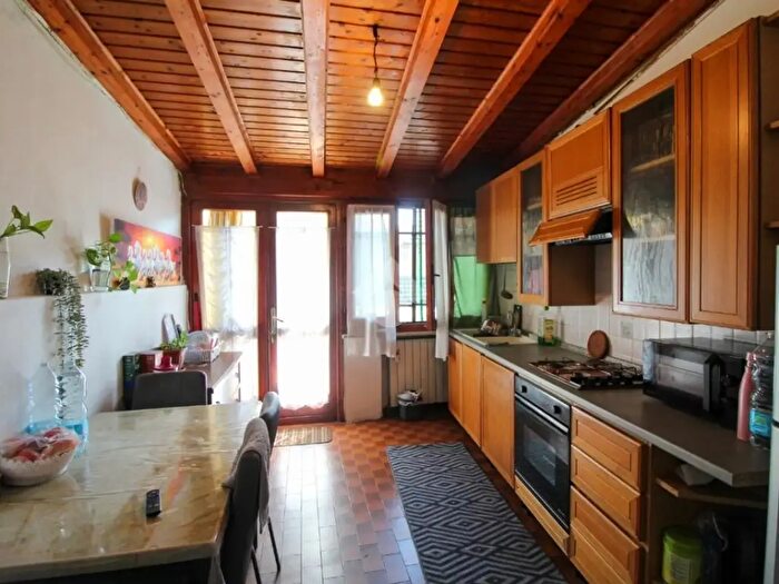 Appartamento trilocale in vendita in Via XXIV Maggio, Ghedi