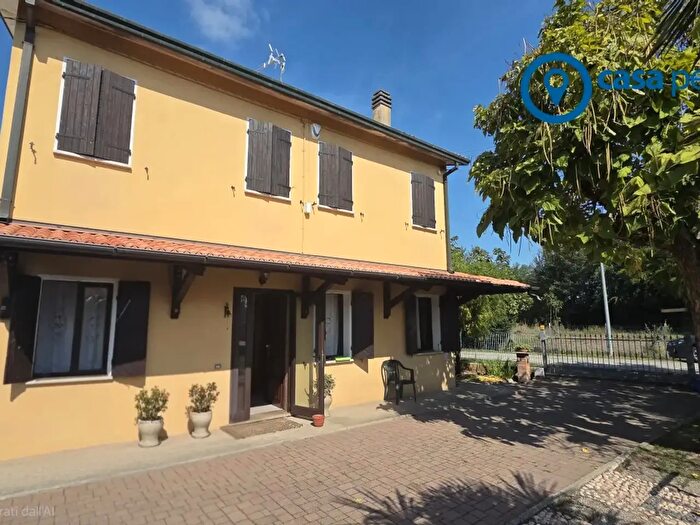 Casa trilocale in vendita in Via Curtatone, Rovigo