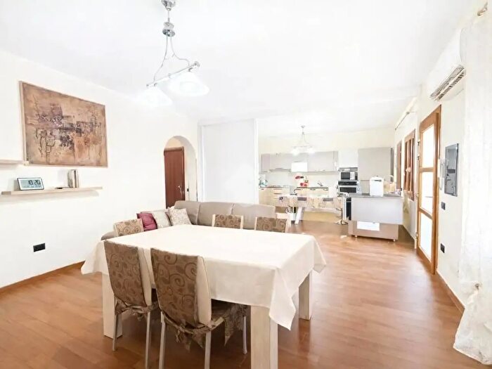 Appartamento trilocale in vendita in Via Catania, Assemini