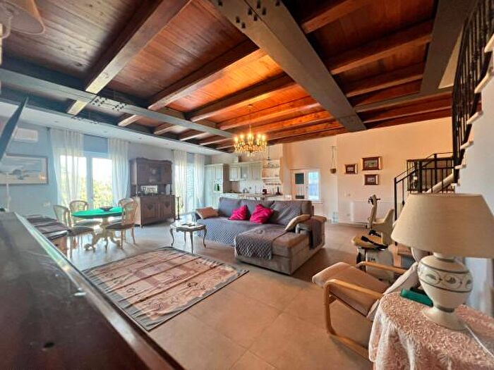 Casa con 6 locali in vendita in Via San Giovanni, Ronciglione