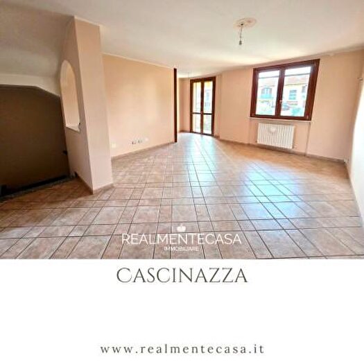 Casa con 5 locali in vendita in Strada per Robecco sul Naviglio, Abbiategrasso