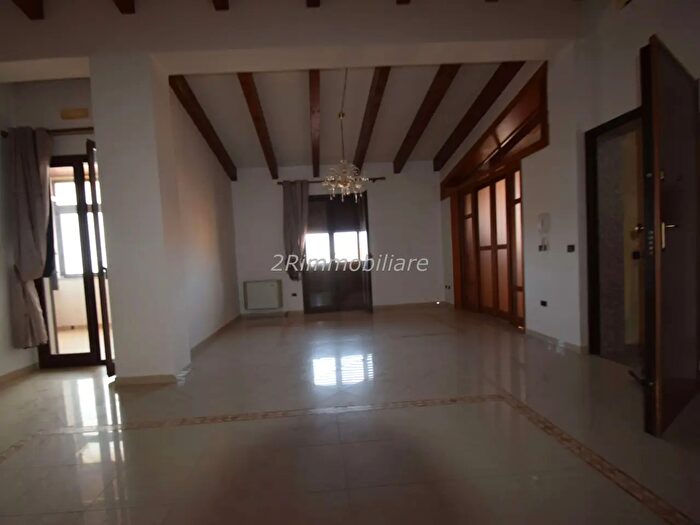 Appartamento quadrilocale in affitto in Via Tevere, Mazara Del Vallo