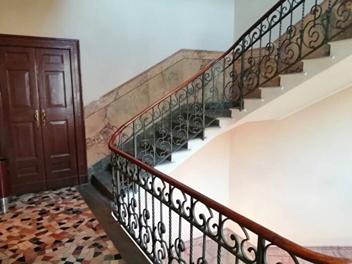 Appartamento trilocale in affitto in Via Alessandro Volta, Centro Storico, Como