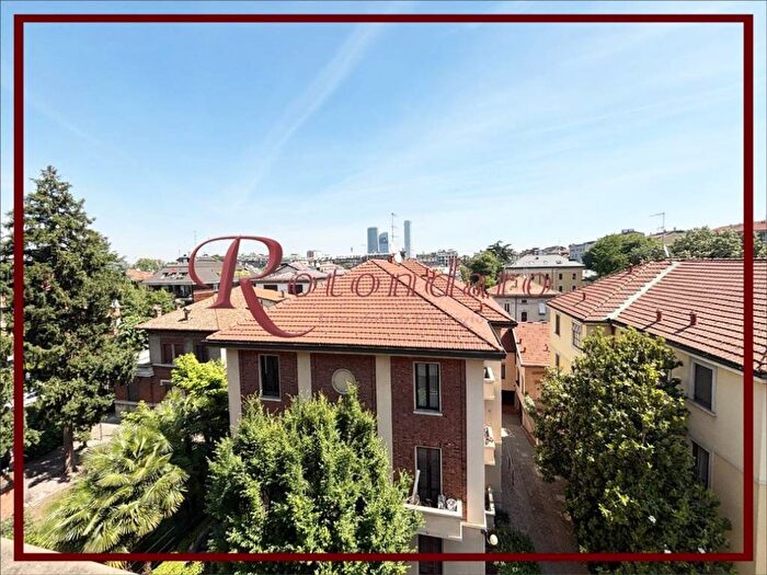 Appartamento quadrilocale in affitto in Via Carlo Ravizza, Pagano, Milano