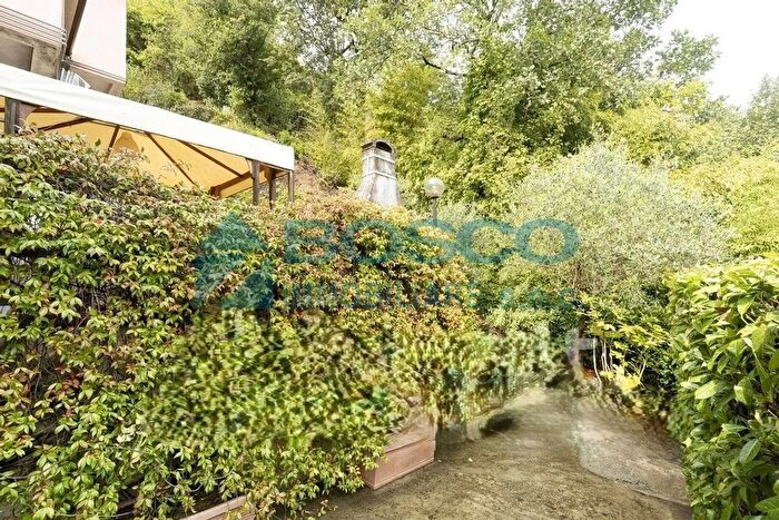 Casa con 5 locali in vendita in Via Brigate Partigiane, Follo