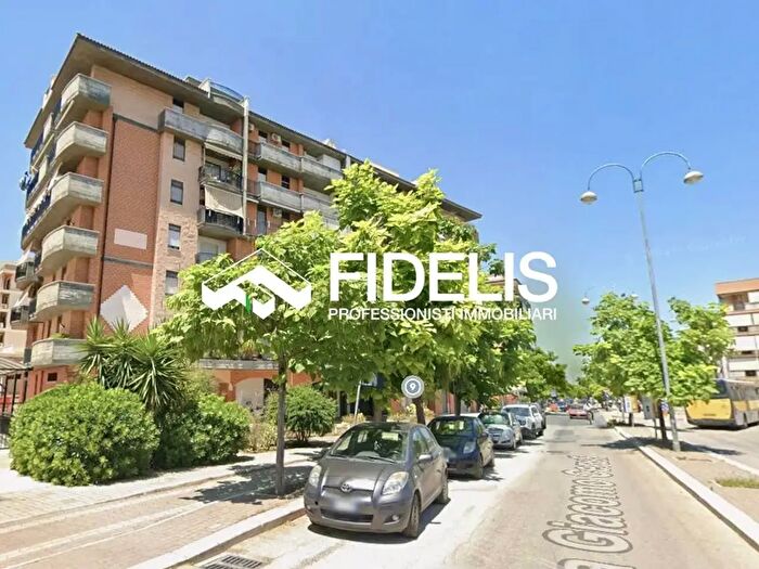 Appartamento quadrilocale in affitto in Via Giacomo Ceruti, Andria