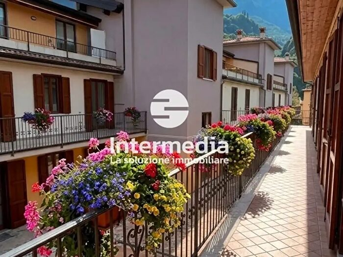 Appartamento in vendita in Via Trento, Toscolano Maderno