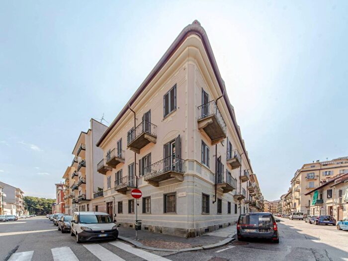 Appartamento trilocale in affitto in Via Gattinara, Vanchiglietta, Torino