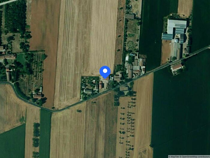 Casa in vendita in Frazione San Giuliano Vecchio Via Casoni N, Alessandria