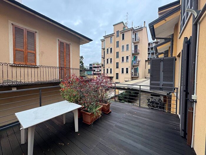 Appartamento bilocale in affitto in Via Maestri Campionesi, Cadore, Milano