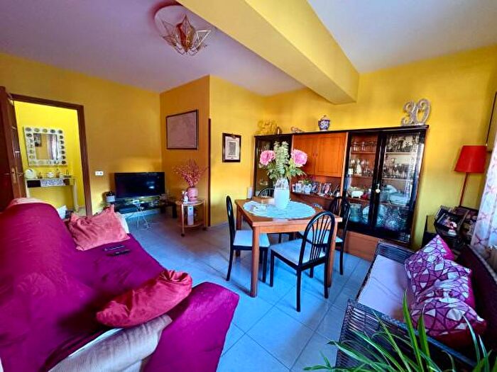 Appartamento con 5 locali in vendita in Via Papa Giovanni XXIII, Barcellona Pozzo Di Gotto