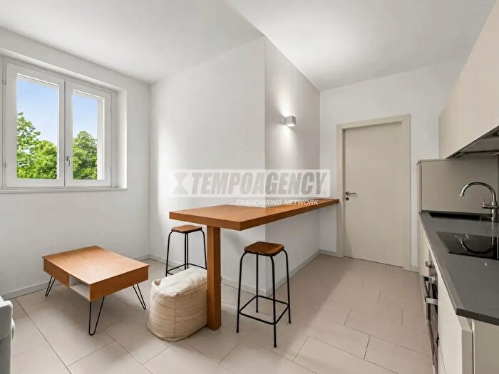 Appartamento bilocale in vendita in Viale Umbria, Milano