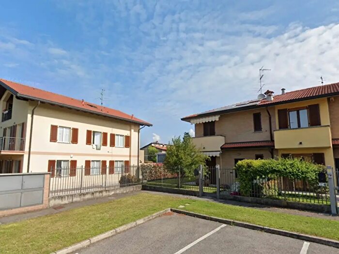 Appartamento monolocale in affitto in Via Filippo Corridoni, Arosio