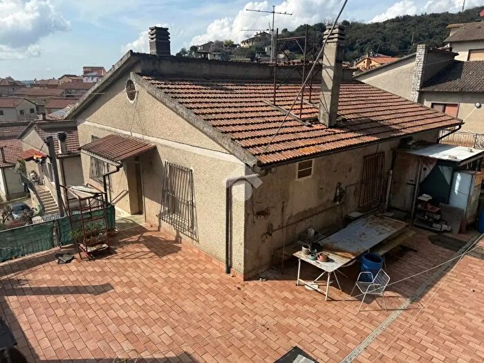 Casa quadrilocale in vendita in Via dellEremo, Amelia