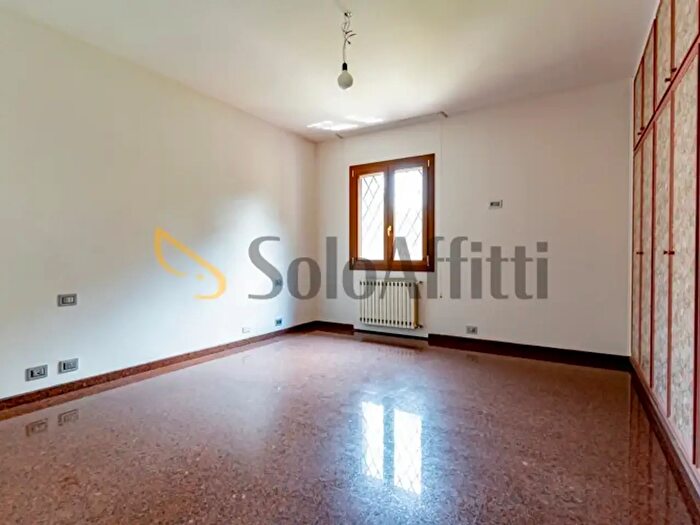 Casa con 5 locali in affitto in Viale Gioacchino Rossini, Sassuolo