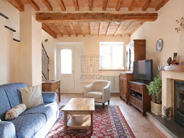 Casa con 5 locali in vendita in Via di Mezzo, Capannori