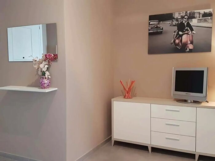 Appartamento monolocale in affitto in Via Isernia, Torino
