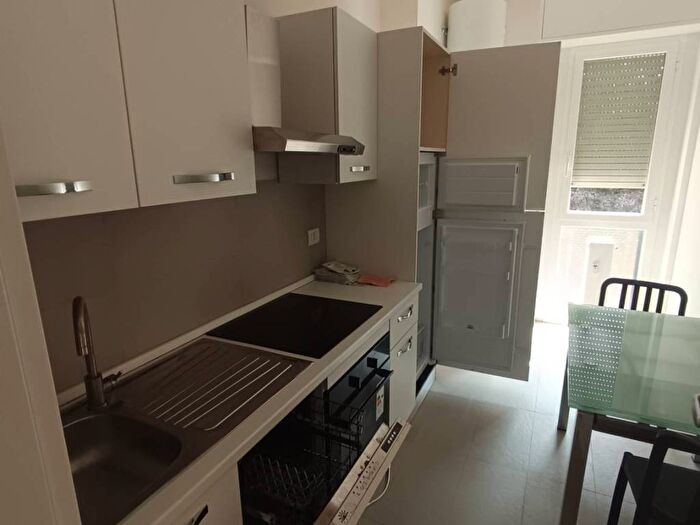 Appartamento bilocale in affitto in Via Andrea Maffei, Montenero, Milano