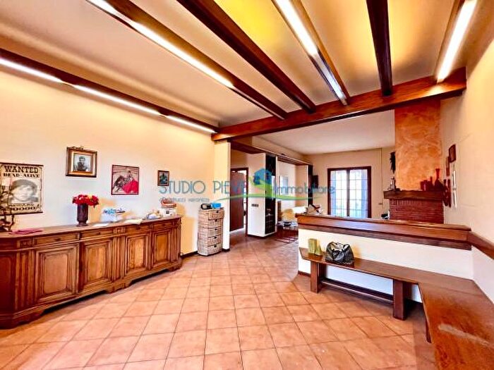 Appartamento con 5 locali in vendita in Via Paradiso, Monsummano Terme