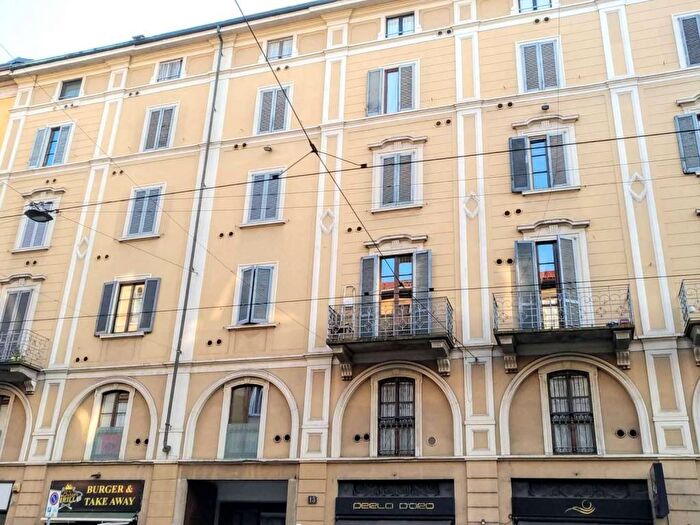 Appartamento monolocale in affitto in via Vigevano, Navigli Darsena, Milano