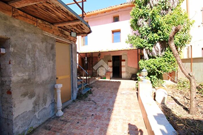 Casa trilocale in vendita in Piazza San Rocco, Gonars