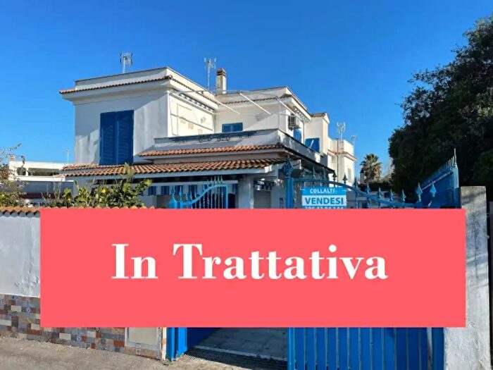 Casa con 6 locali in vendita in Lungomare Celeste, Anzio