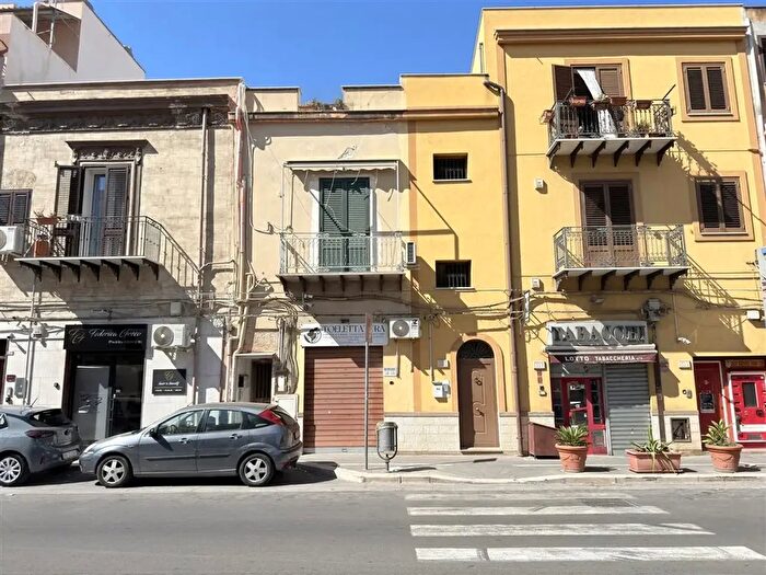 Appartamento monolocale in vendita in Corso Umberto I, Ficarazzi